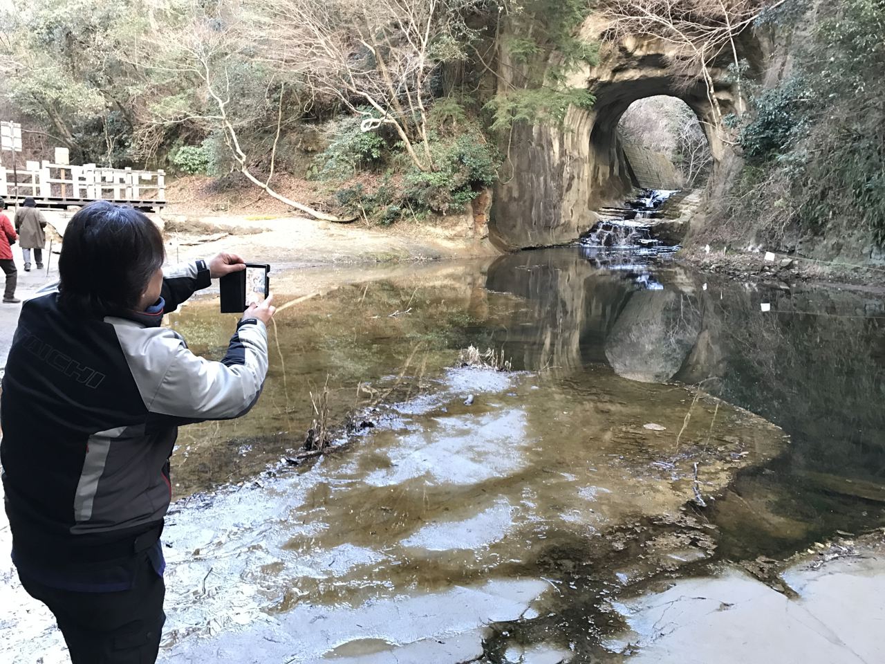 普通の川廻しのトンネル