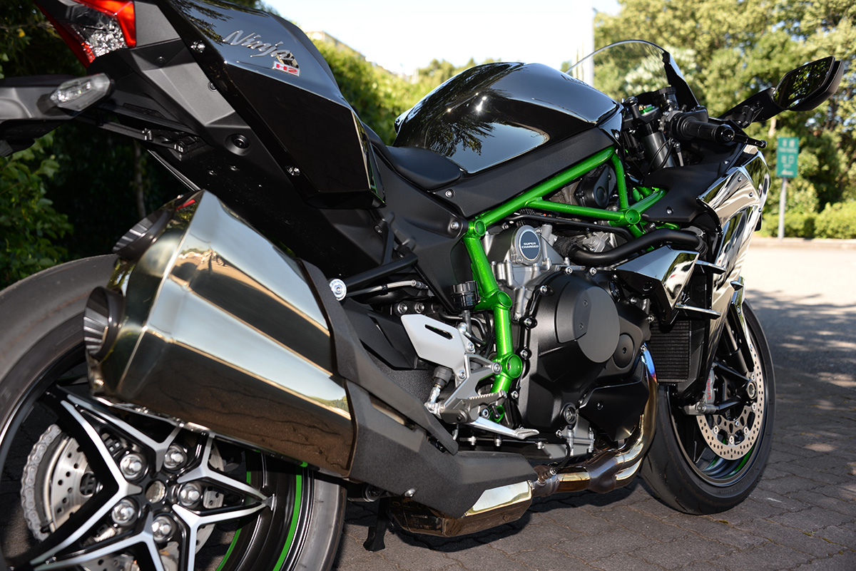 Ninja H2-08