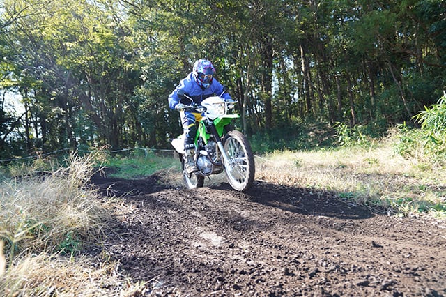 ＫＬＸ２３０