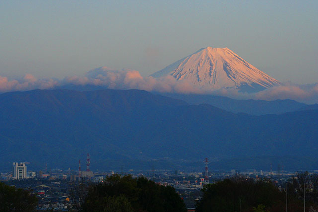 双葉SAから眺める富士山