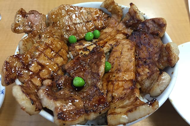 「赤牛丼」熊本県