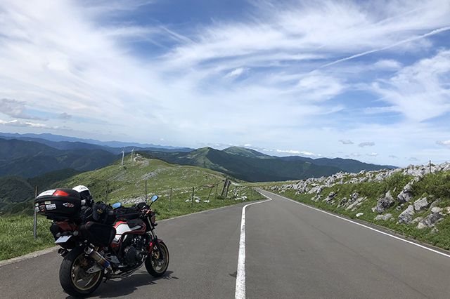 絶景とHONDA CB400スーパーフォア