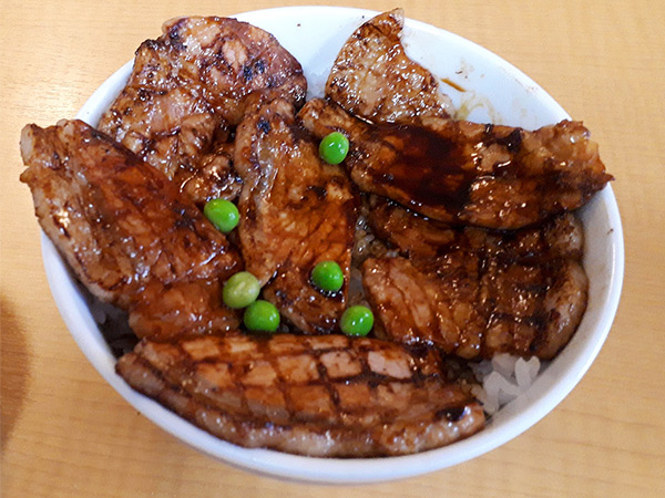 豚丼もおいしかった