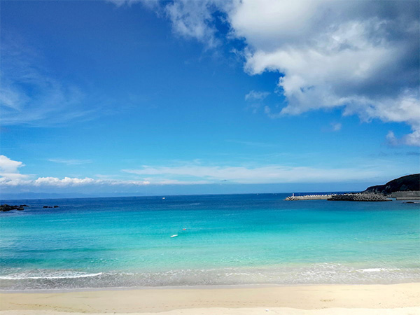 ビーチと青い海