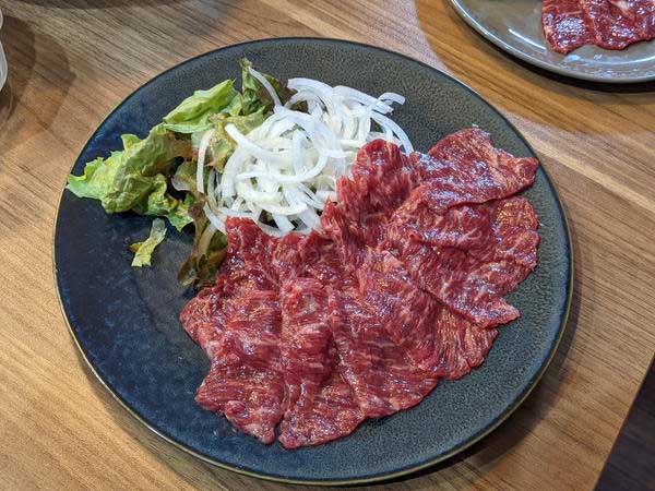 熊本で食べた馬刺しはおいしかった