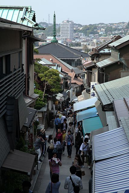 江島神社へ向かう坂道