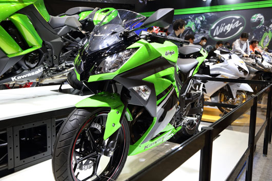 Ninja250ABS_01