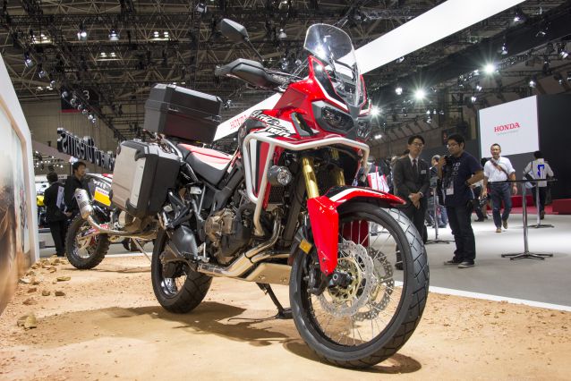 CRF1000L AfricaTwin_03