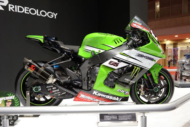 Ninja ZX-10R 2015SBKモデル_02