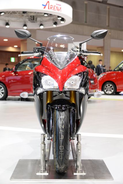 GSX-S 1000F_04