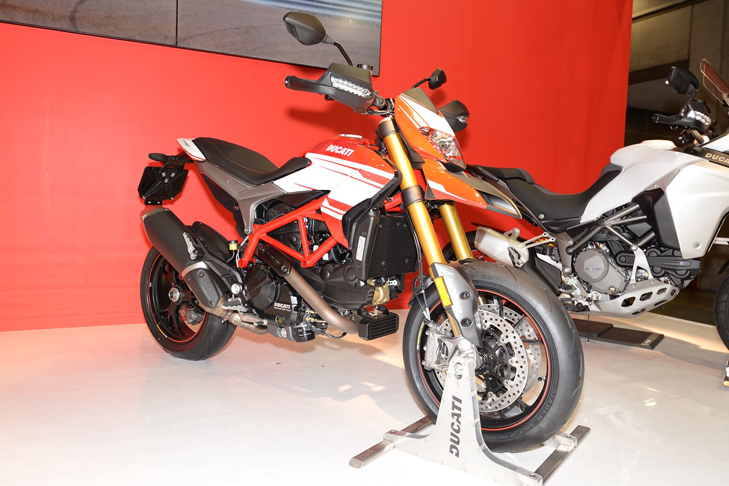 HYPERMOTARD939 SP_01