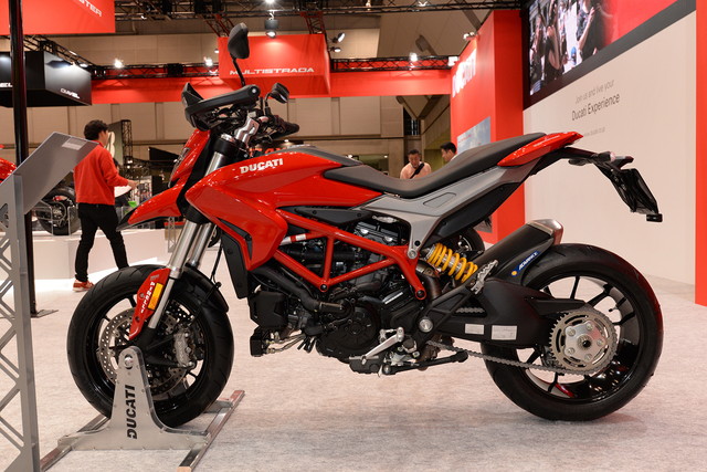 Hypermotard 939Hypermotard 939_04