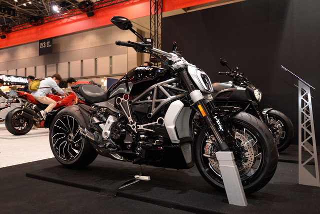 X Diavel S_14