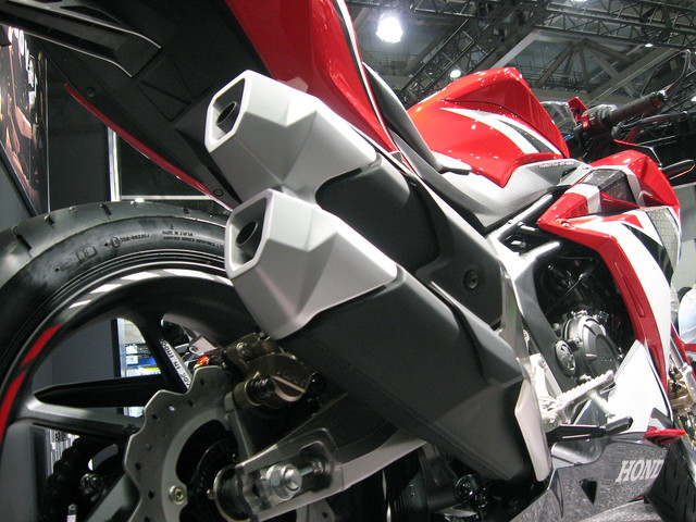 CBR250RR_04