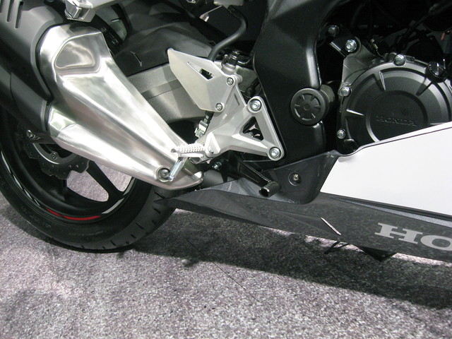 CBR250RR_09