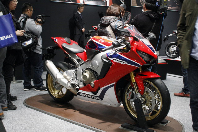 CBR1000RR SP_02