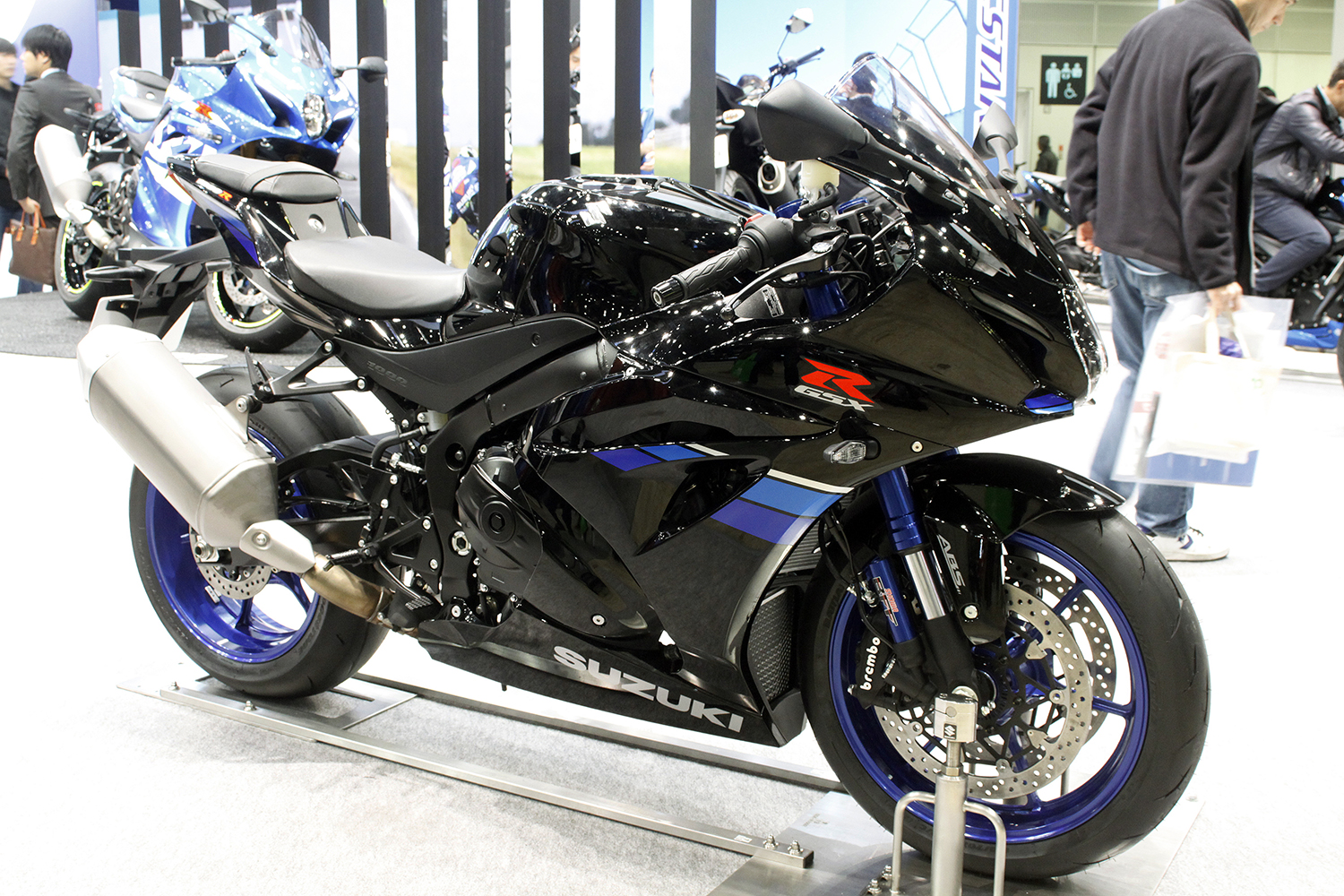 GSX-R1000R_01