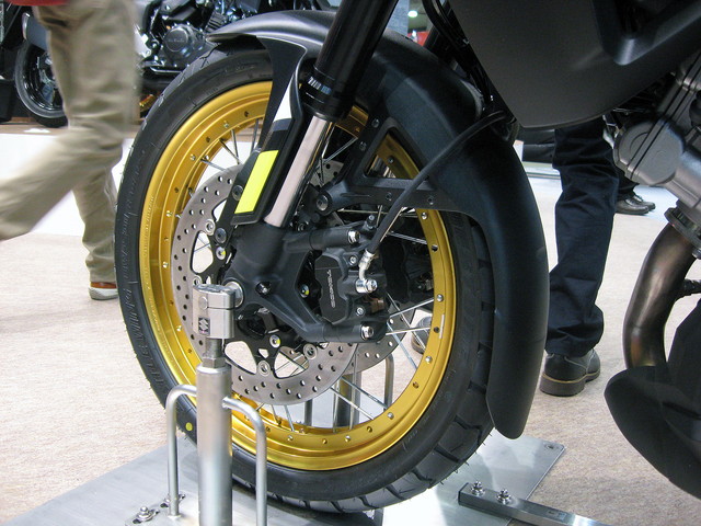 Ｖ-Ｓtrom　1000XT ABS_09