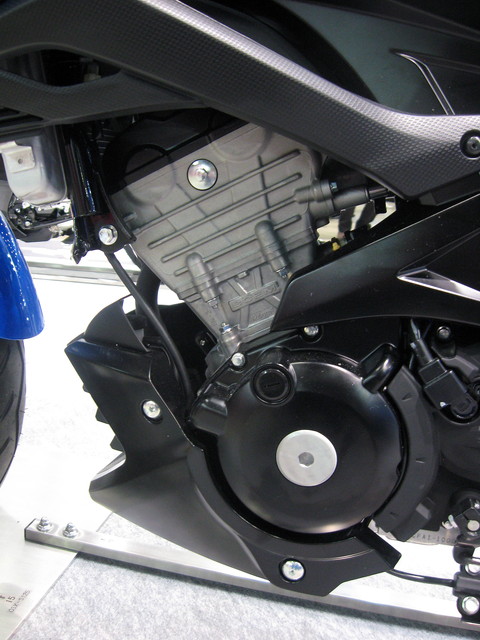 GSX-R125 ABS_12