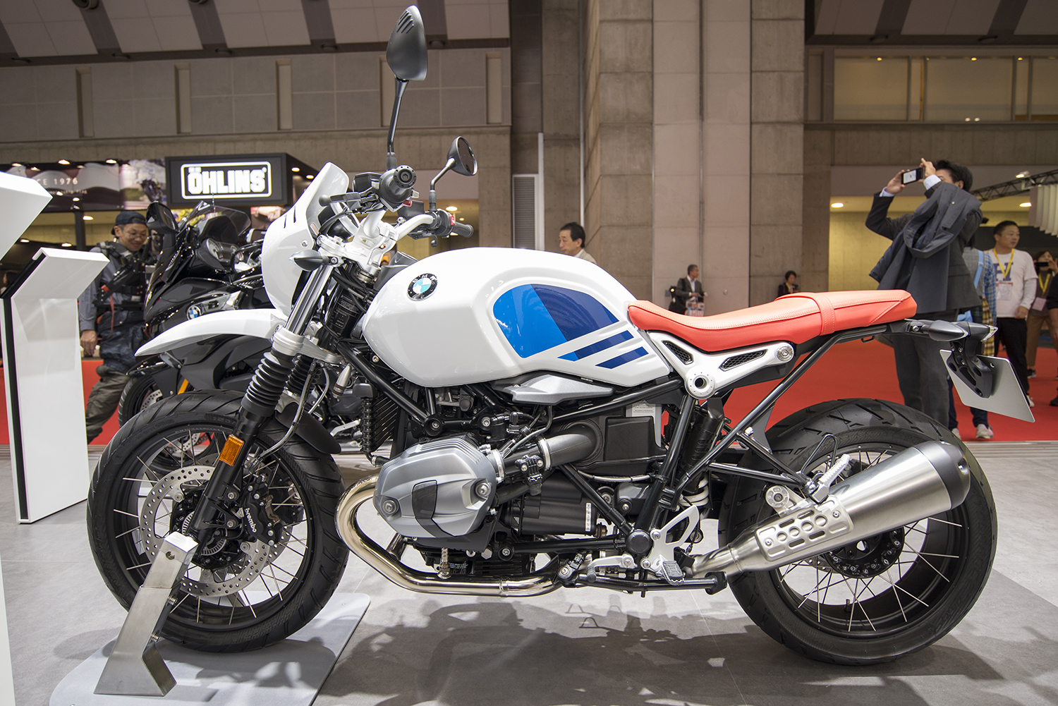 RnineT_Urban_GS_01