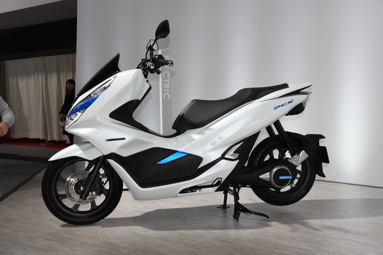 PCX ELECTRIC_02