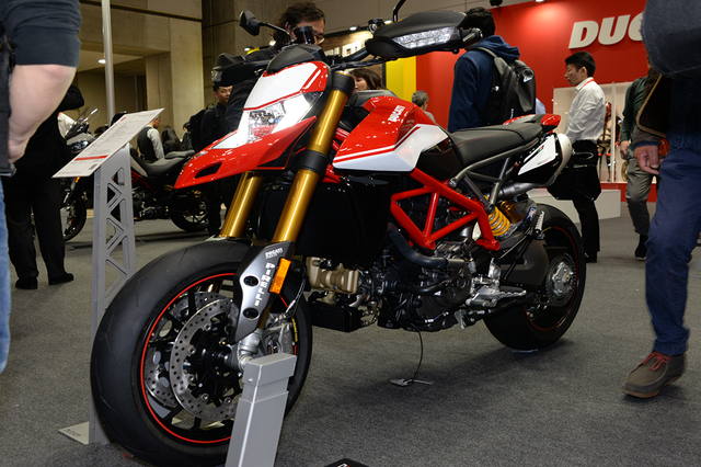 HYPERMOTARD 950 SP-04