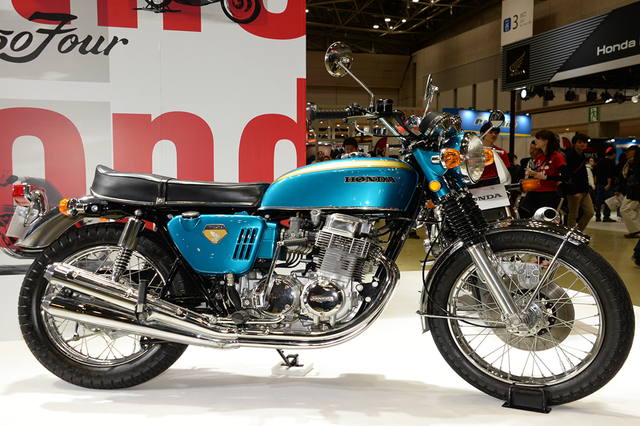 Dream CB750 Four-01