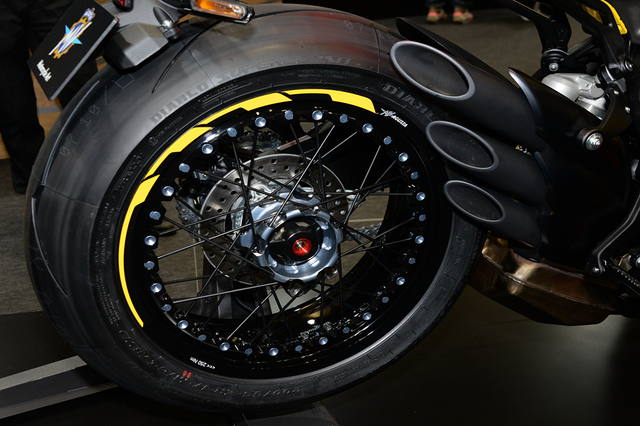 Dragstar800RR Pirelli-08