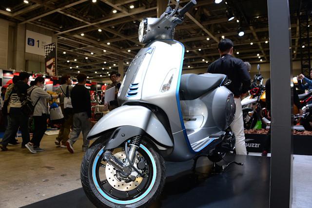 Vespa ELETTRICA-03