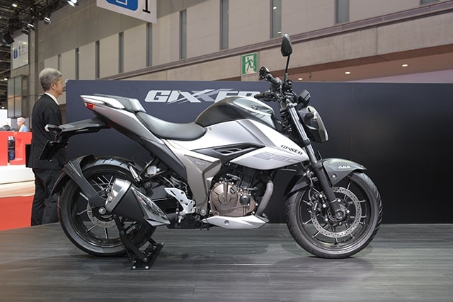 GIXXER250-01