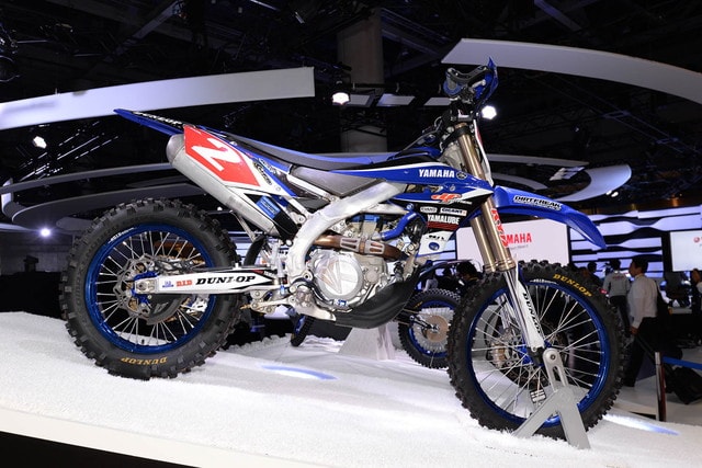 YZ450FX-01