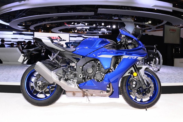 YZF-R1-01