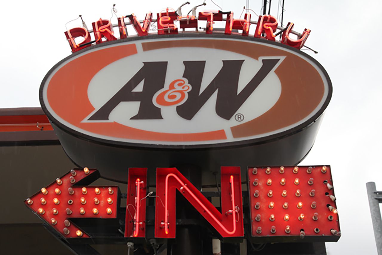 A＆W