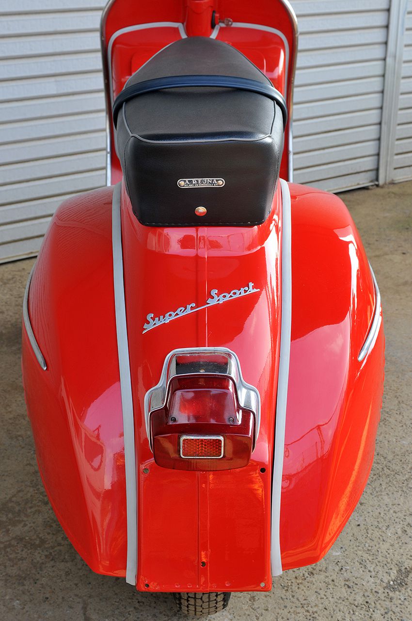 Vespa180 ヒップライン