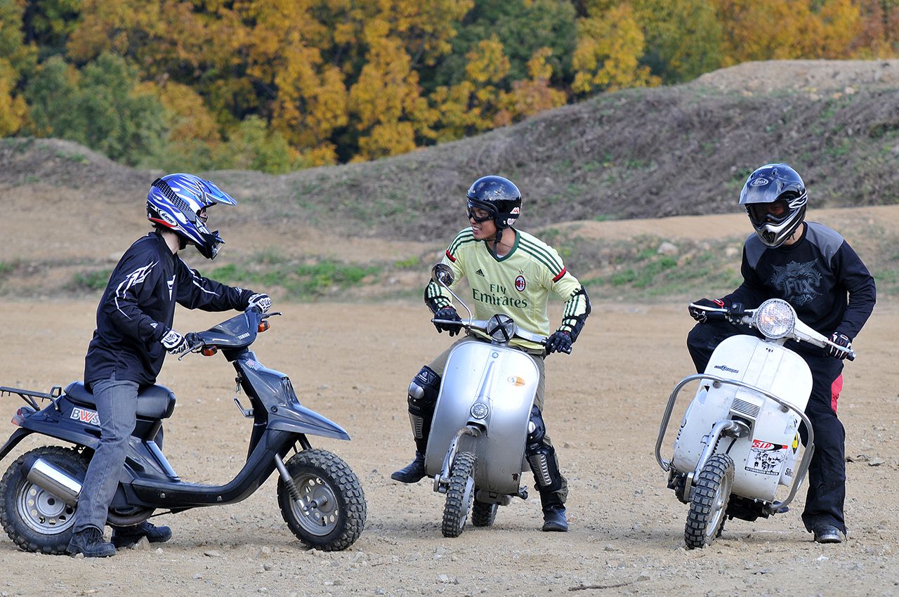 スモールで遊ぶ 05 大人のたしなみとしてベスパに接してみよう 中古バイク情報はbbb