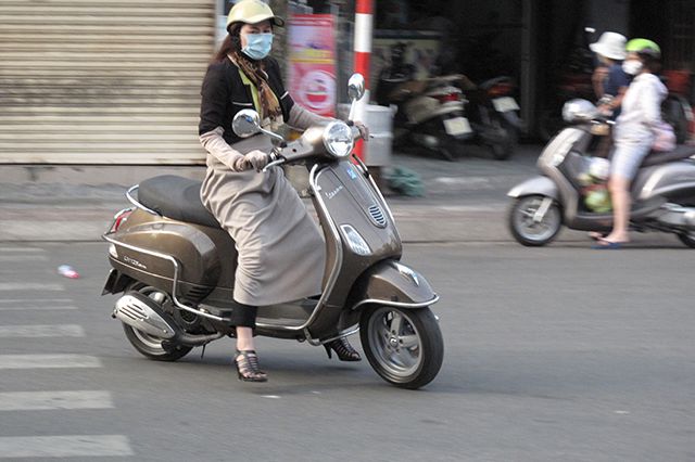 女性の強い日差し対策