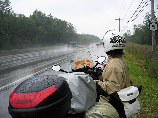 よく雨に降られた