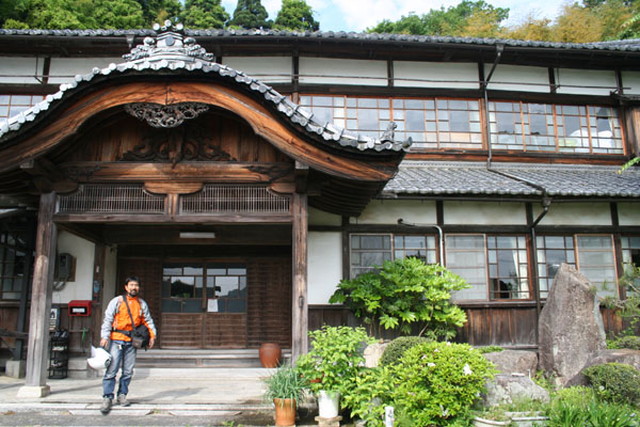 滋賀県近江八幡市